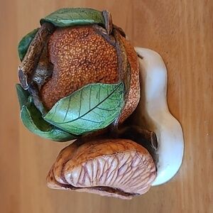 HARMONY KINGDOM 1999 Lord Byron Garden Collection, Orange Trinket Box